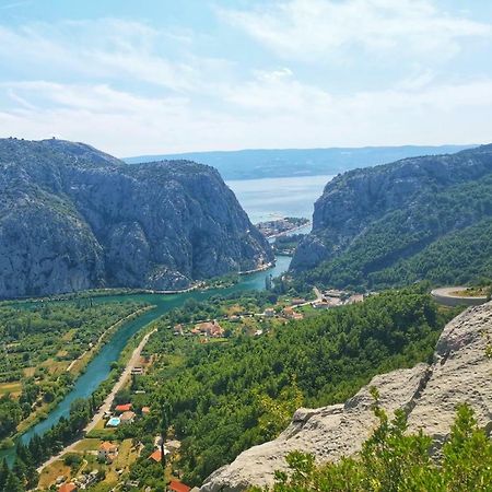 Apartament Green Valley Omiš Extérieur photo