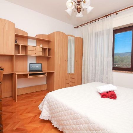 Apartament Green Valley Omiš Extérieur photo